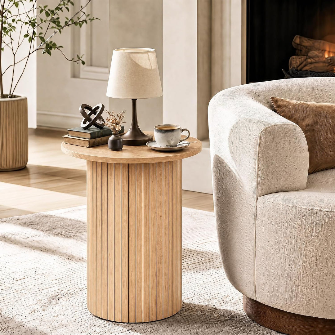 GIANTEX Round Side Table, Fluted Mid Century Modern Drum End Table | 22.5‘’ Wooden Pedestal Accent Nightstand for Bedroom