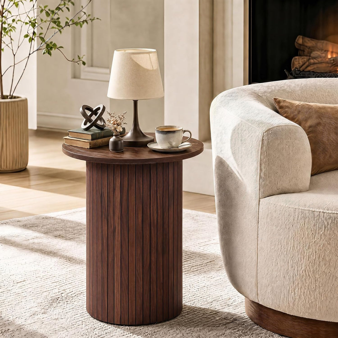 GIANTEX Round Side Table, Fluted Mid Century Modern Drum End Table | 22.5‘’ Wooden Pedestal Accent Nightstand for Bedroom