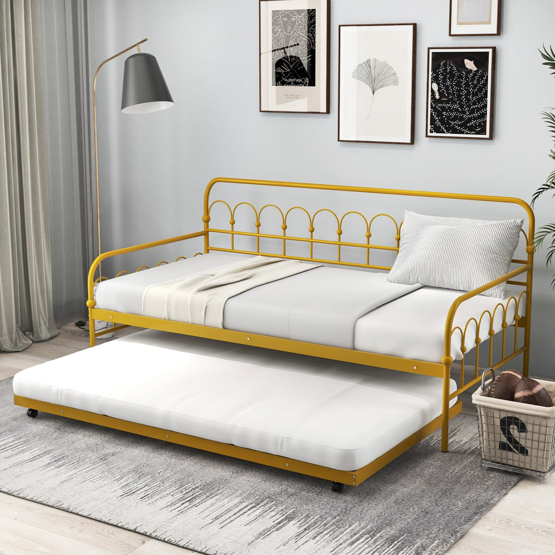 Giantex Twin Daybed with Trundle Gold, Metal Day Bed with Convenient Pull-Out Trundle Bed