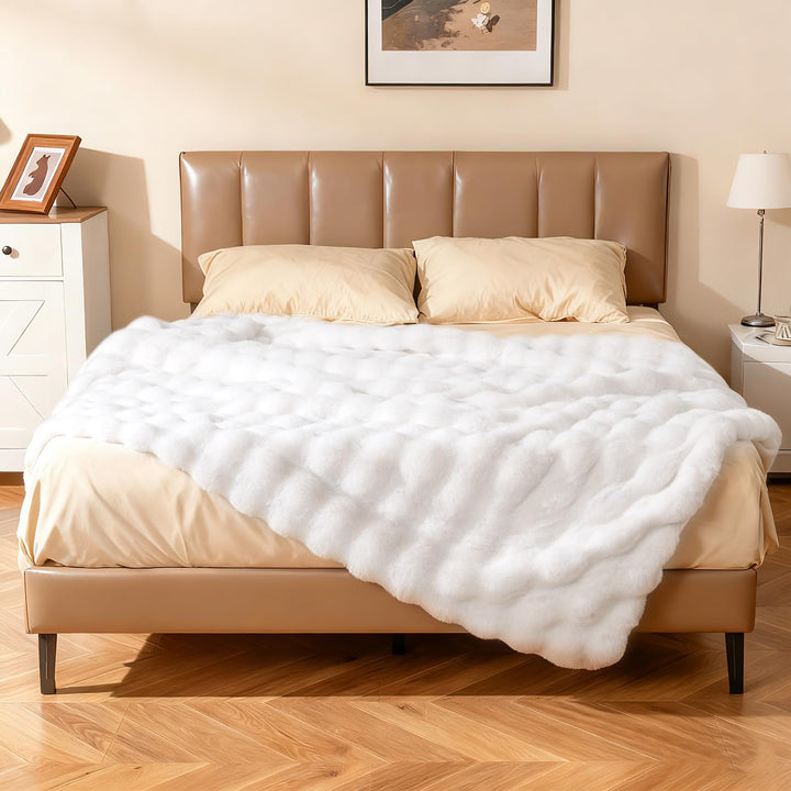 Giantex Luxury Fuzzy Plush Rabbit Fur Bubble Blanket for Armchair