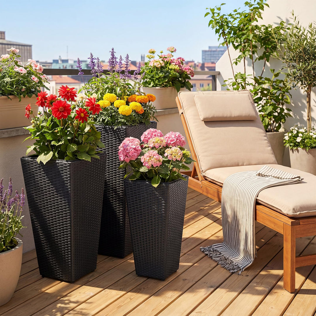 Giantex 3-Piece Wicker Planters Tapered PP Rattan Plant Boxes with Plastic Flower Pots