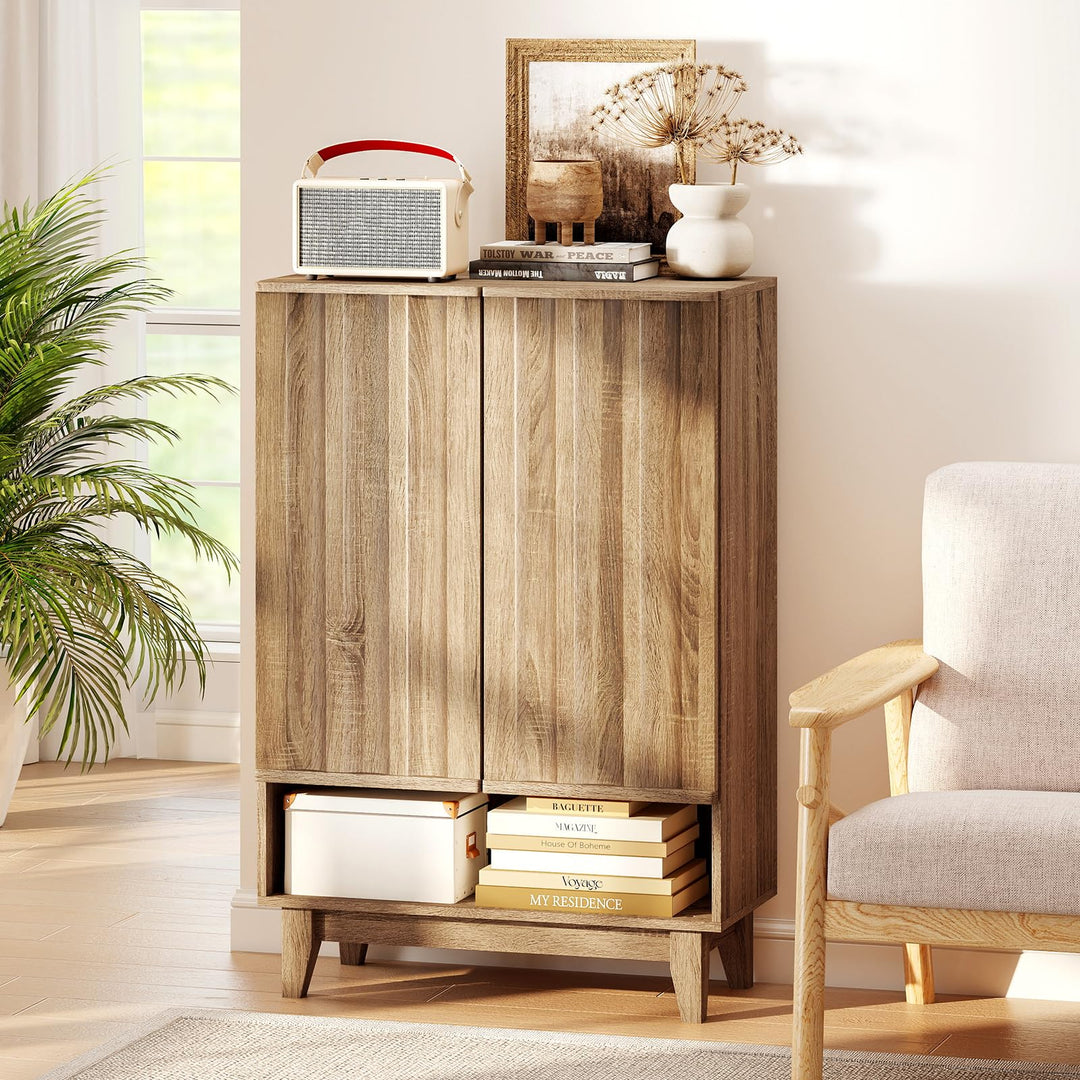 Giantex Wooden Shoe Cabinet with 2 Fluted Doors