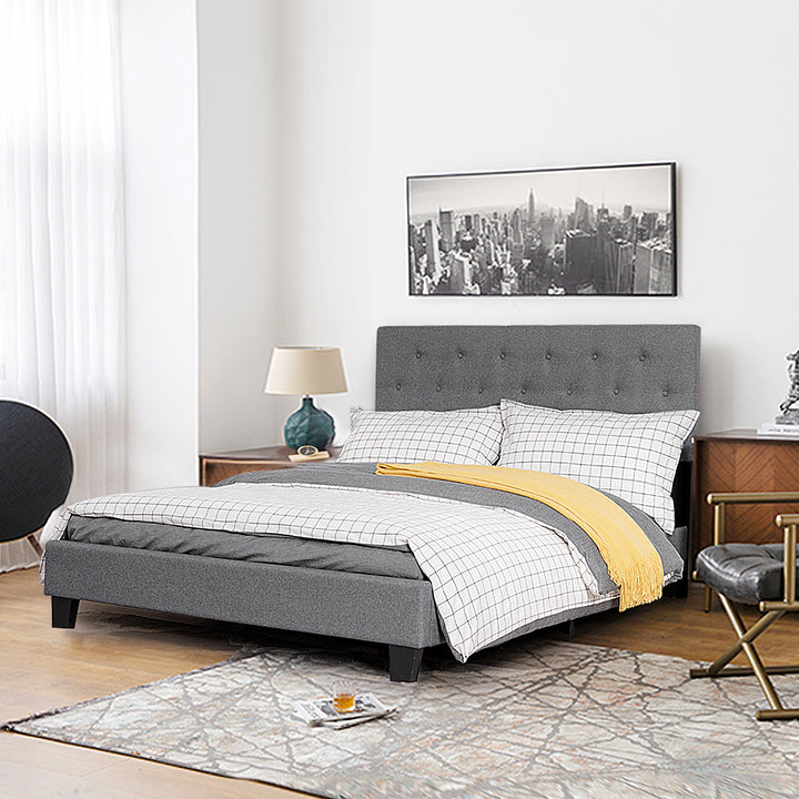 Giantex Full Size Metal Frame &amp; 12 Strong Wooden Slat Support, Easy Assembly, Bed Mattress Foundation
