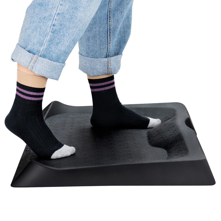 Giantex Anti Fatigue Mat, Standing Mat for Stand up Desk w/ Foot Massage Points Diverse Terrain &amp; Beveled Edges